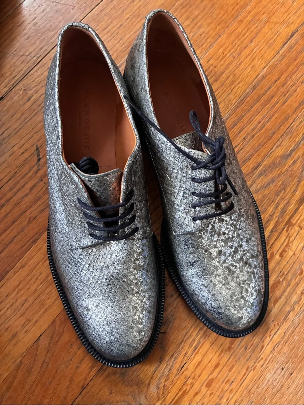 Robert clergerie Rosie gunmetal derby metallic size 38.5